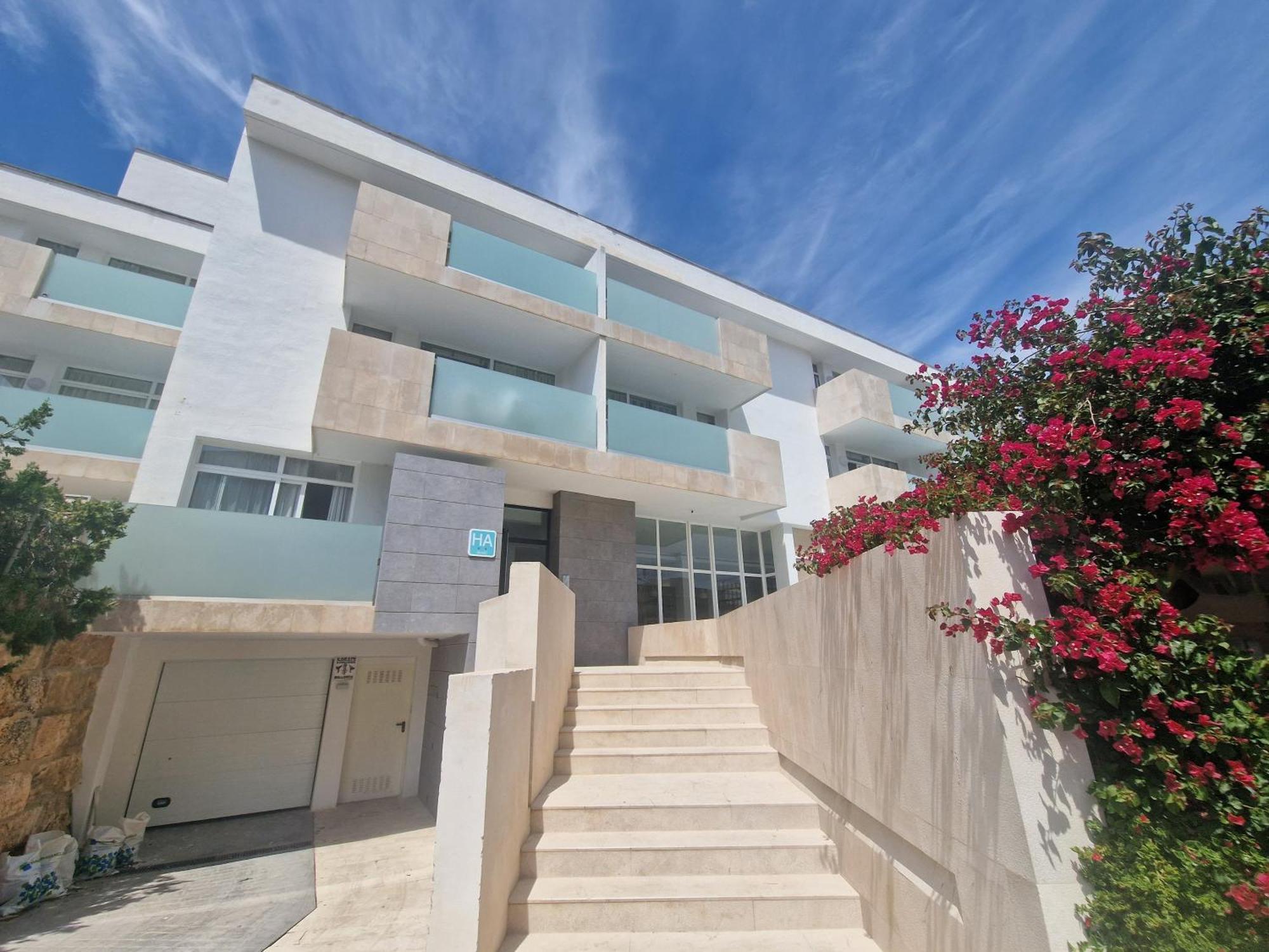 Martha's Aparthotel